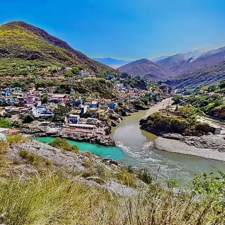 Best-Resorts-In-Devprayag-Gives-You-A-Moment-Of-Bliss-And-Spirituality