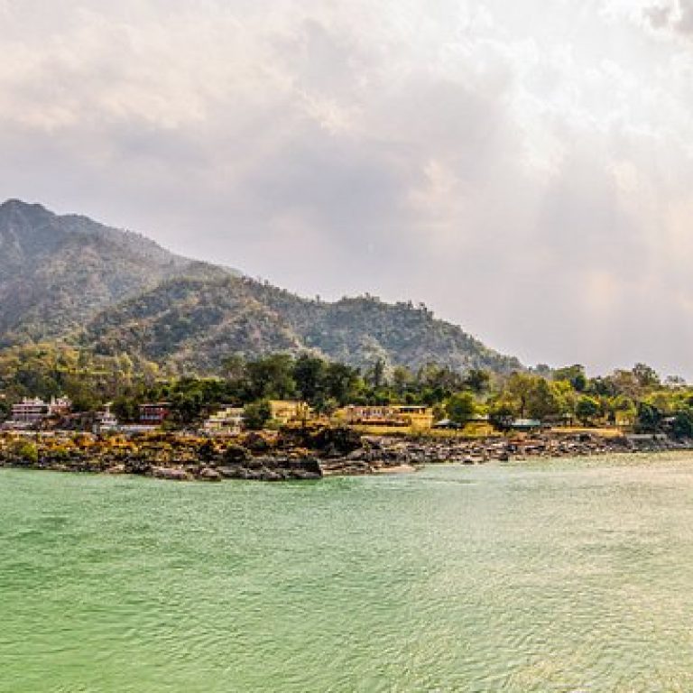 Experience Luxury and Nature at Banyan by the Ganges – The Best Luxury Resort on Ganga