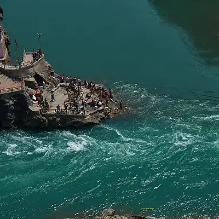 Luxury Resort in Devprayag: Banyan By The Ganges – A Serene Escape Near Rishikesh